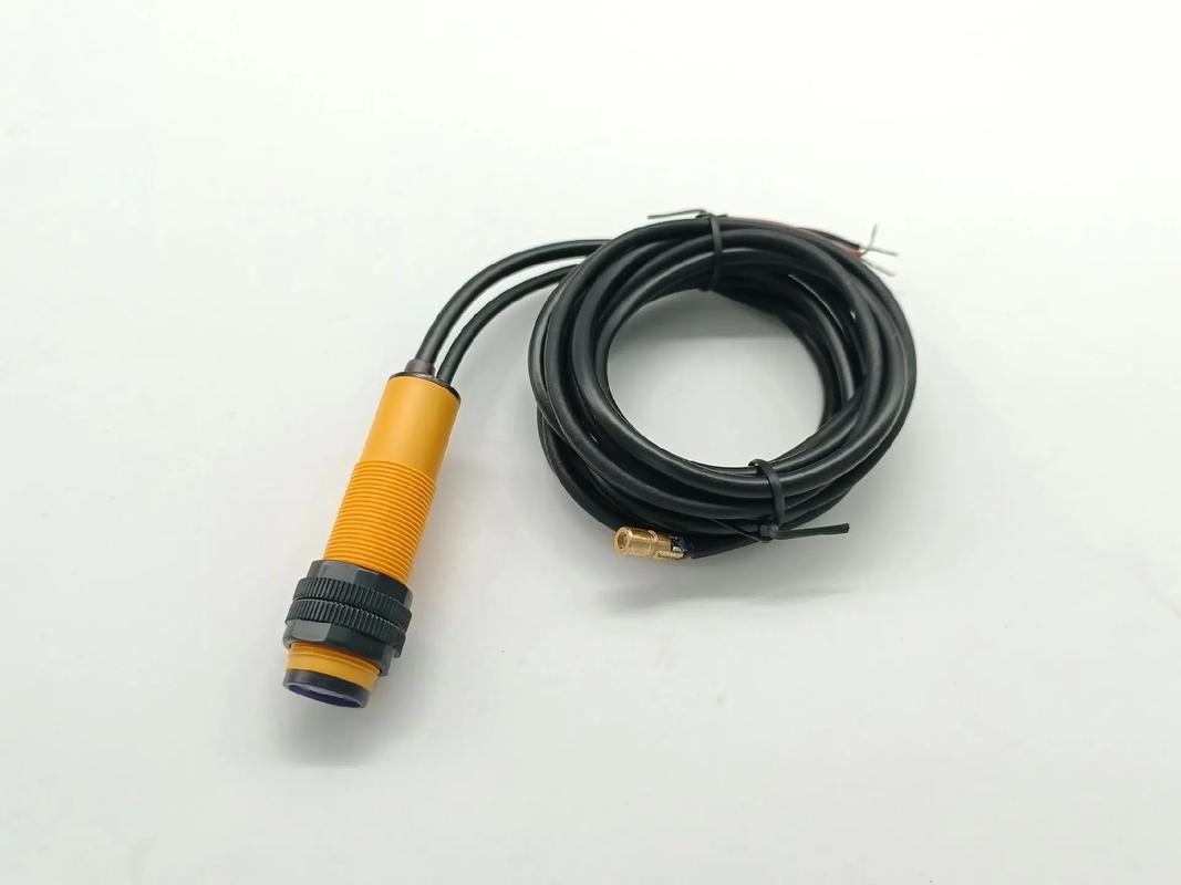 声光开关的工作原理和实际应用(图1) 声光开关的工作原理和实际应用(图1)